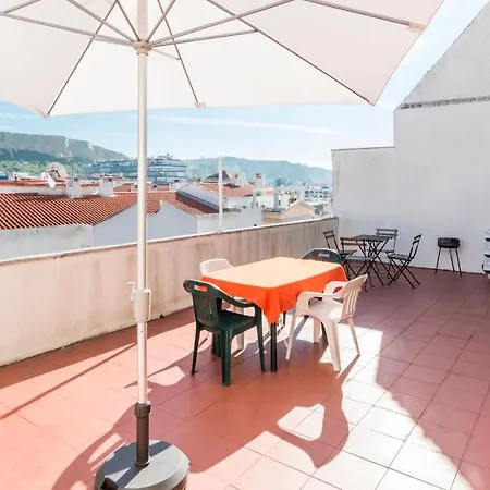 Apartment Houze_apartment W/ Terrace, Perfect For Surfers! Costa da Caparica